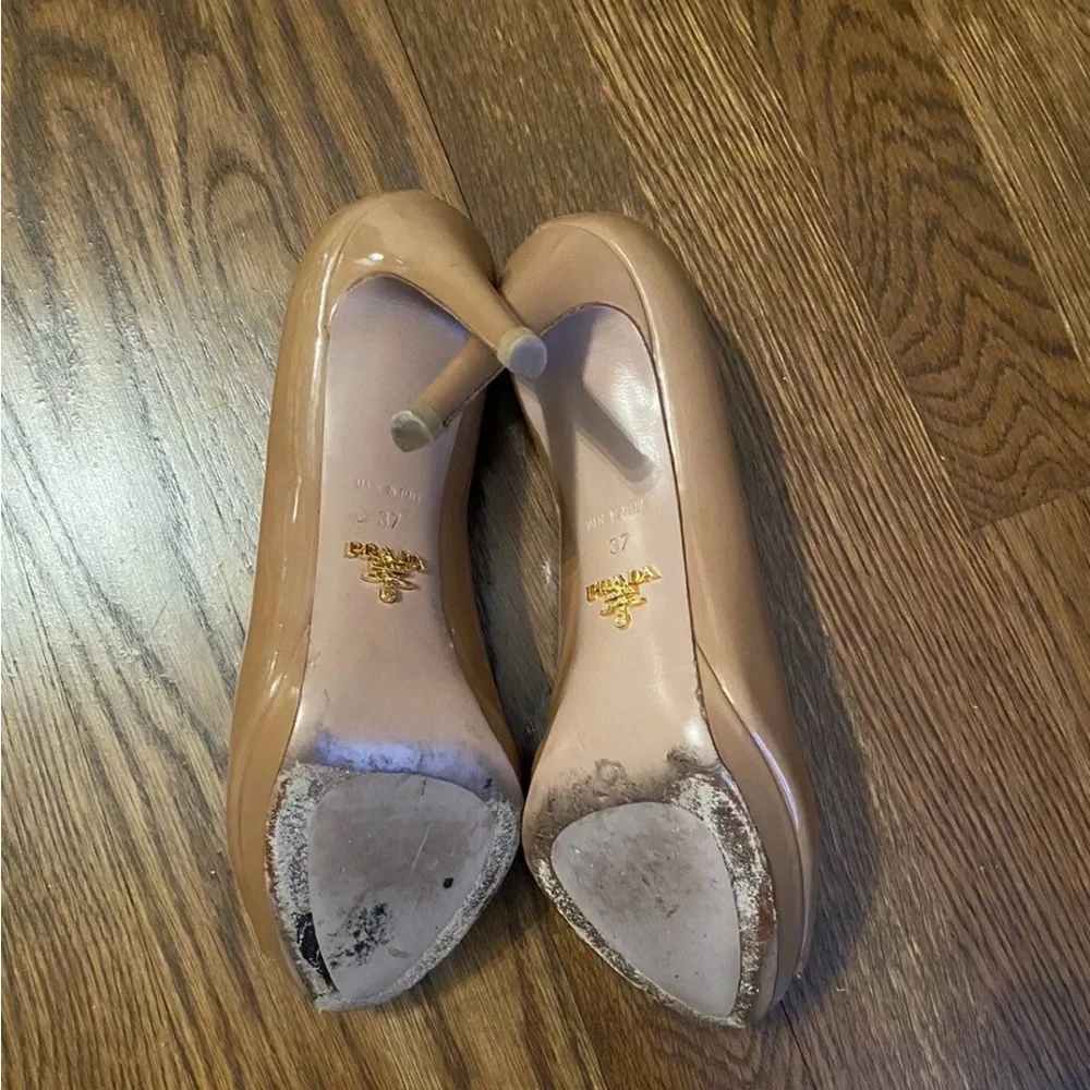 Prada Tan Pee Toe Pumps Size 37 - Picture 1 of 6